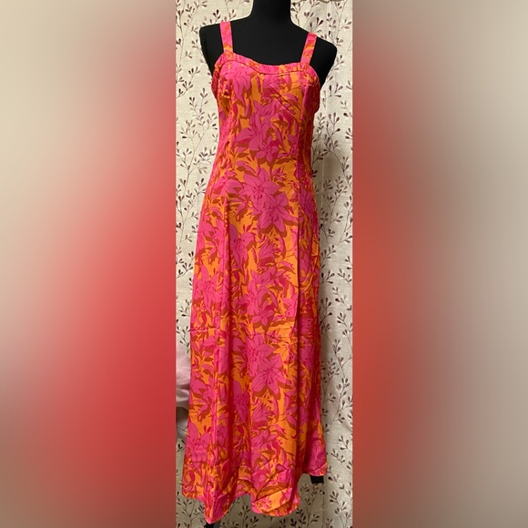 New York & Company Dresses & Skirts - New York & Company - Tropical-Print Sleeveless Midi Dress (NWT)